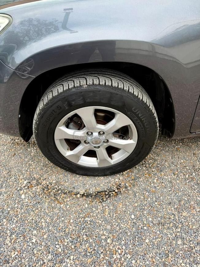 TOYOTA RAV4 2.2 DIESEL MANUELLE 2011