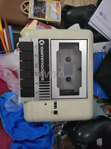 Lecteur de jeux Commodore - 2