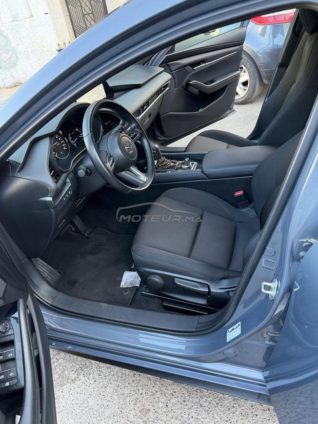 Mazda 3 Essence Automatique 2024 à Casablanca