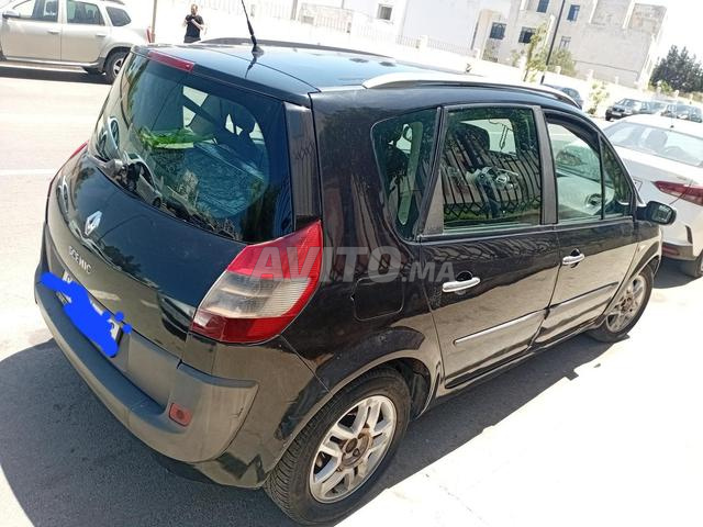 Renault Scenic Diesel Manuelle 2002 à Tanger - 2