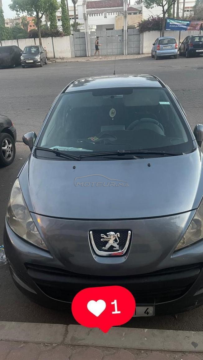 Peugeot 207 Essence Manuelle 2011 à Casablanca