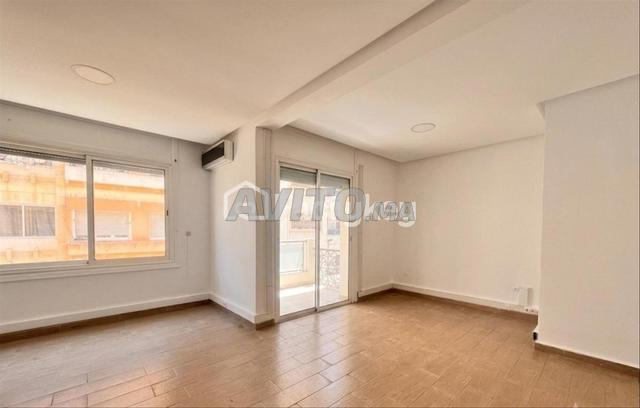Bureau de 107 m² à Casablanca - 2