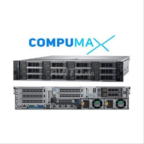 خادم DELL R740xd Rack 12* 3.5 بوصة (مُجدد)