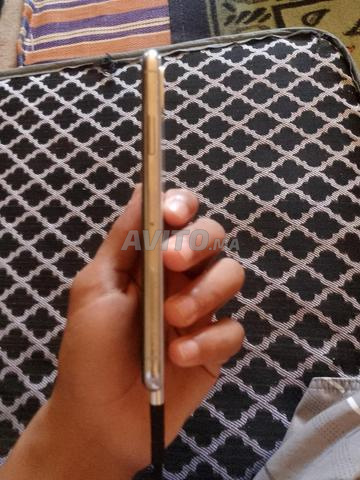 iPhone X 64Go ou - Écran parfait 1700dh - 2