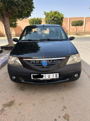 Dacia Logan essence très bon état - 2