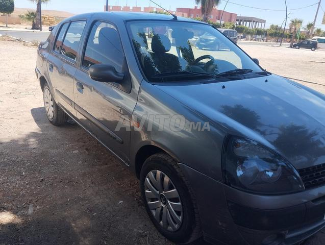 Clio 2 Classique - 2