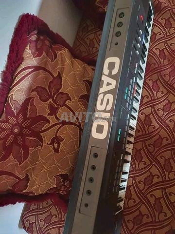 Piano Casio - 2
