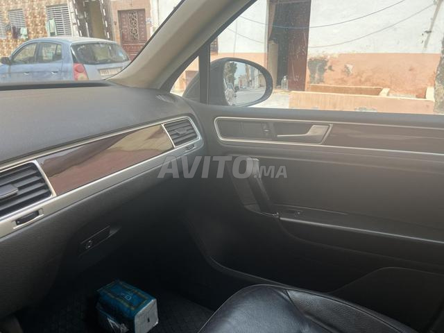 Touareg bon état, kilométrage réel 150000 - 2