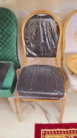 ✔️ كراسي تجمع بين التصميم العصري والوظيفة العملية - 2