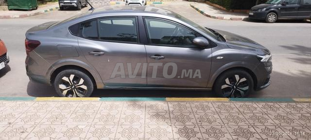 DACIA LOGAN AD BLEUE - 2