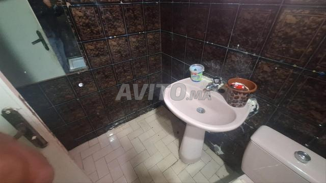 شقة جميلة عين بورجة شارع حسان العلوي 3300 درهم