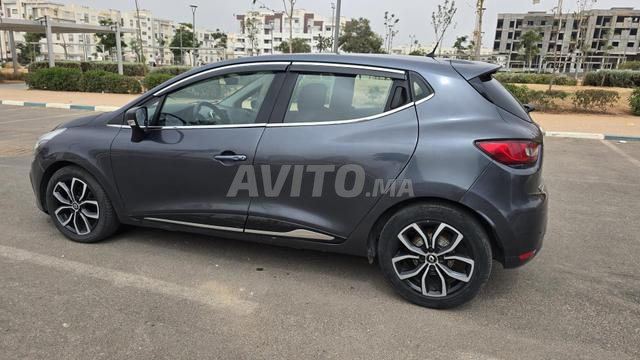 Renault Clio 4 2017 photo 3
