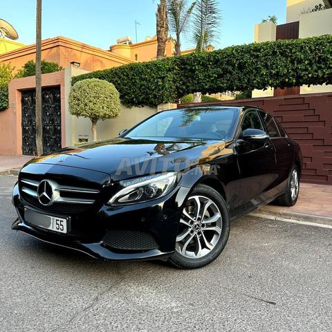 MERCEDES-BENZ C200 2017