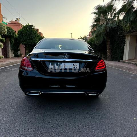 MERCEDES-BENZ C200 2017