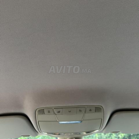 MERCEDES-BENZ C200 2017