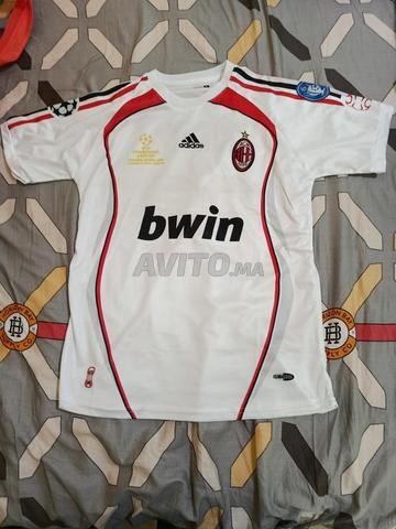 150 درهم للزي مقاس XL و XXL - 2