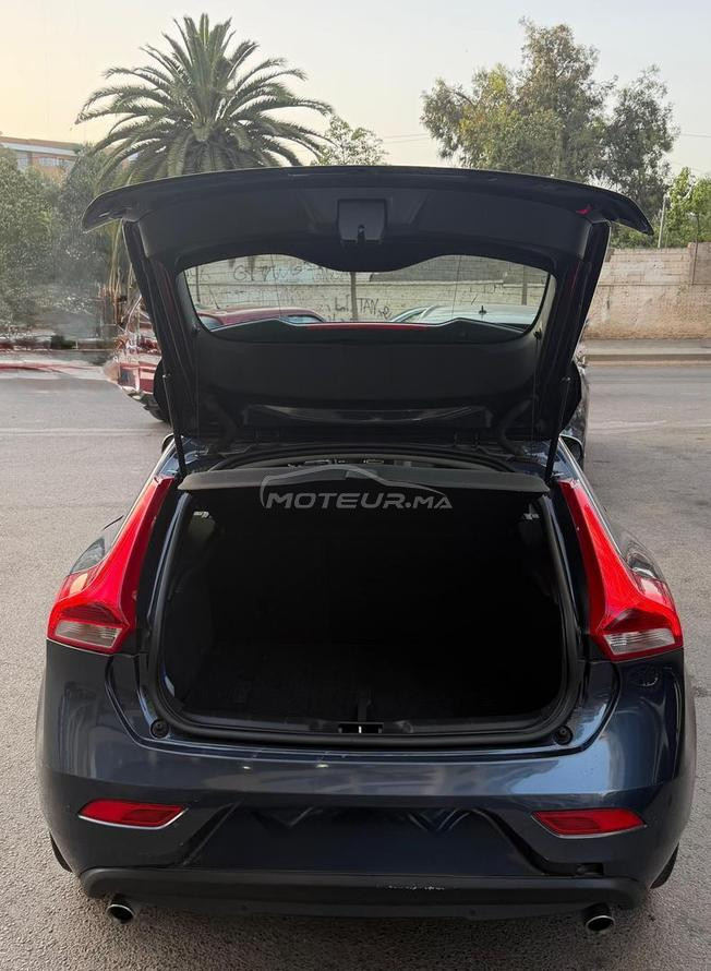 Volvo V40 Diesel Automatique 2018 à Casablanca