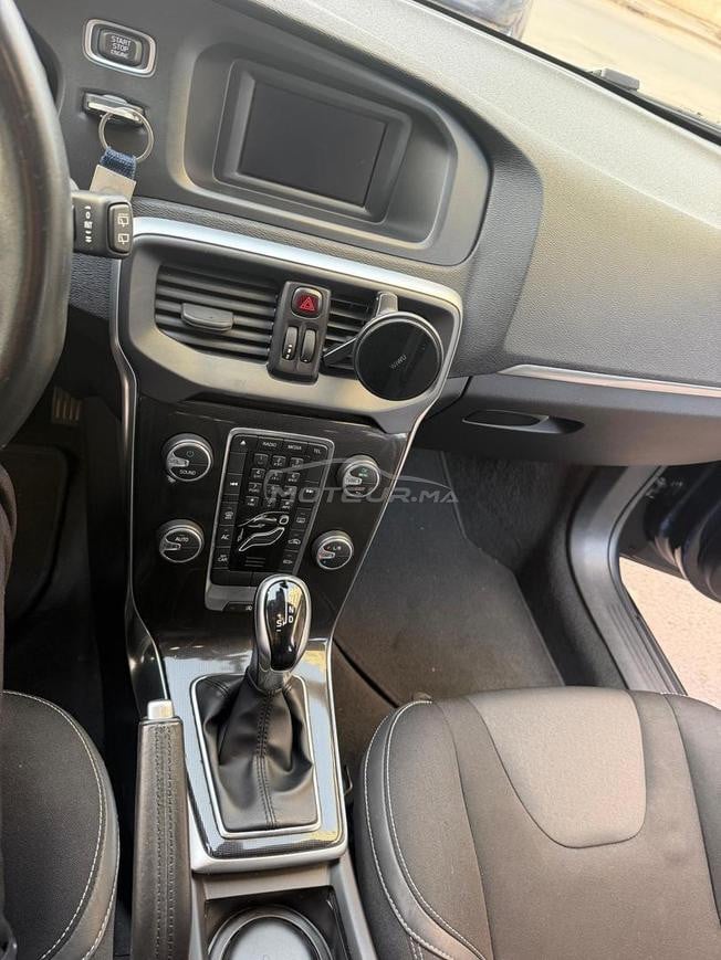 Volvo V40 Diesel Automatique 2018 à Casablanca