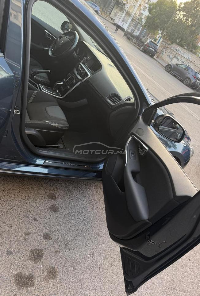 Volvo V40 Diesel Automatique 2018 à Casablanca