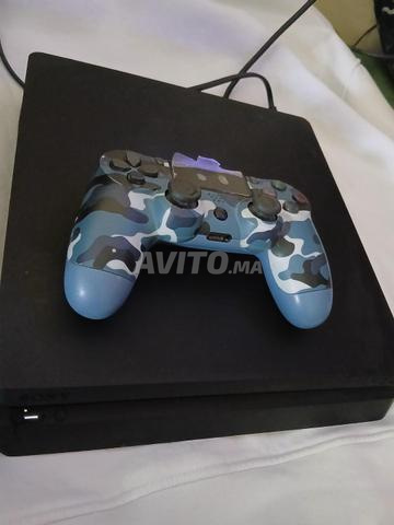 PS4 slim bon état - 2