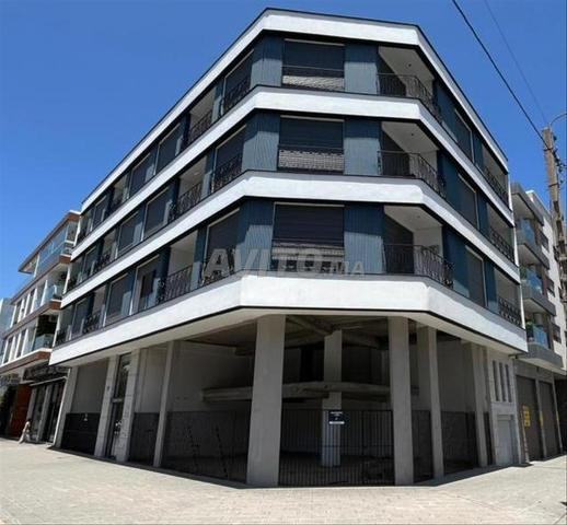 Studio neuf jamais habité 61m² -- Riviera