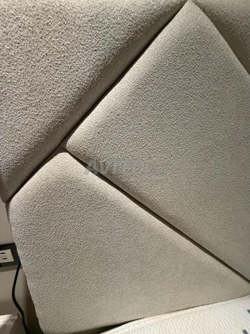 Lit matelas surmatelas et sommier 180x200