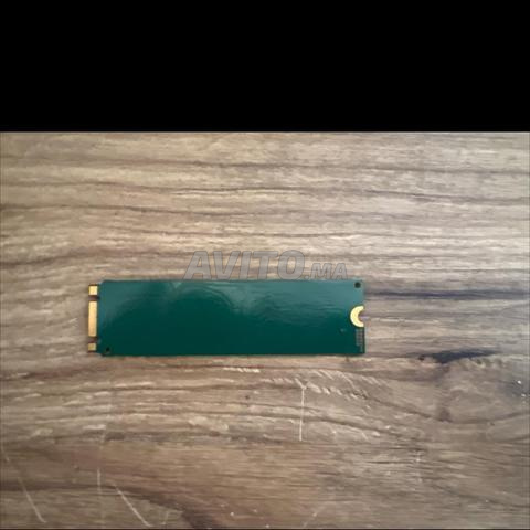 Samsung SSD PM871b M.2 2280 256 Go - 2