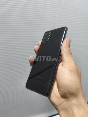 Samsung Galaxy s20 plus - 2