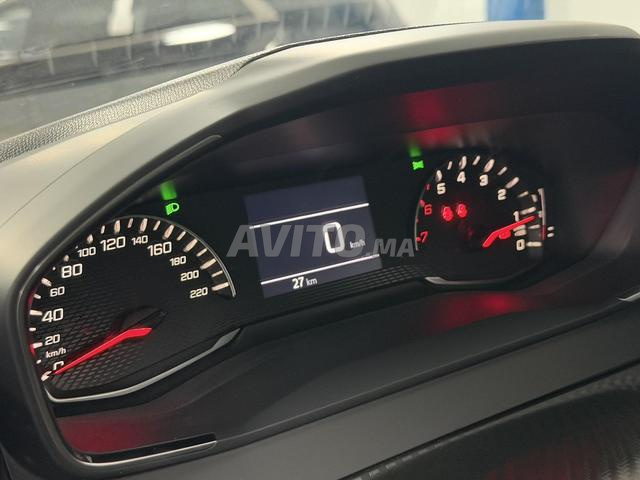 PEUGEOT 208 1.5 BlueHDi 100 Style