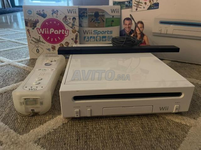 Nintendo Wii Family Edition à vendre - 2