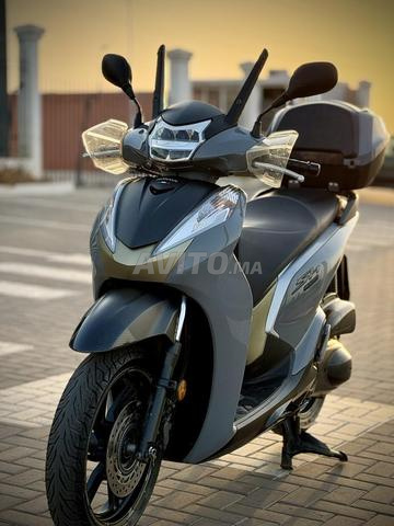 هوندا SH300 - 2