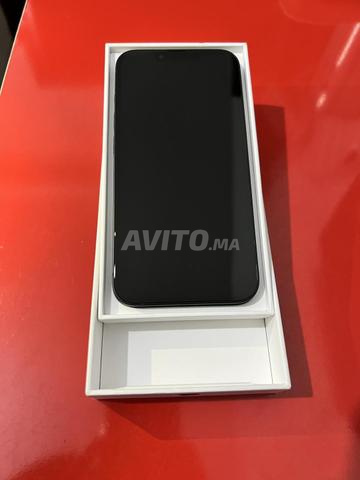 iPhone 16e 128 Go Neuf – Jamais utilisé - 2