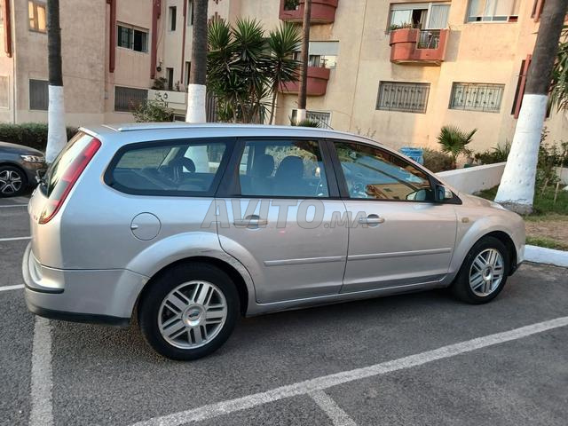 🚗 فورد فوكس II بريك – 2009 – ديزل – 245,000 كم