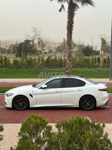 Alfa Romeo Giulia Quadrifoglio V6  Bi-Turbo 510ch - 2