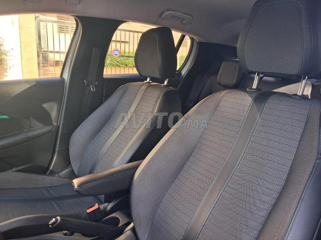 Peugeot 208 Diesel Manuelle 2020 à Casablanca - 2