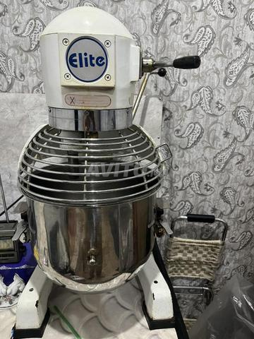 Pétrin encore propre - 2
