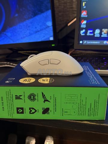 Razer Deathadder v4 pro - 2