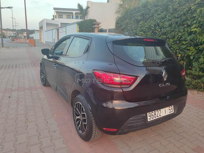 Renault Clio 4 essence 1min