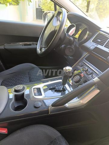 Peugeot 3008 Diesel Automatique 2016 à Taza - 2