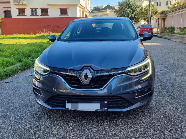 Megane 4 automatique 6cv 1er main. 2024