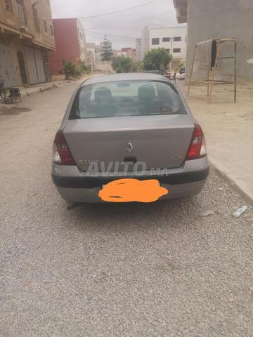 رينو كليو بنزين يدوية 2006 في دريوش - 2