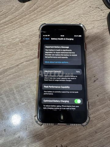 iPhone 8 normal propre - 2