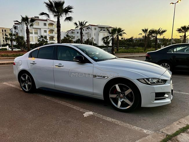Jaguar xe r-sport