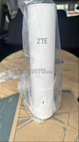 مكرر ونقطة وصول واي فاي 6 ZTE - 2