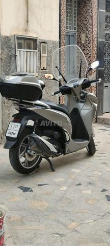 Honda SH 350 - 2