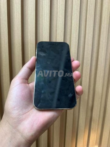 iPhone 14 Pro - 2