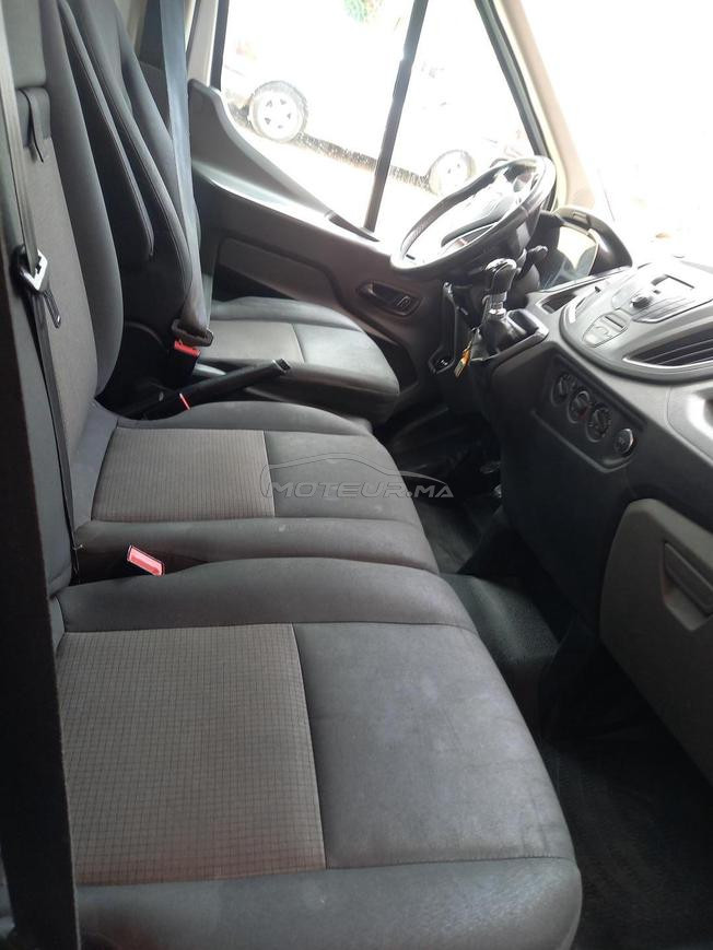 ford transit mazala n9iya 