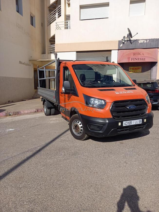 ford transit mazala n9iya 