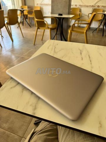 HP 1040 g2 لمس i5 الجيل السادس 8 جيجا رام 256 SSD
