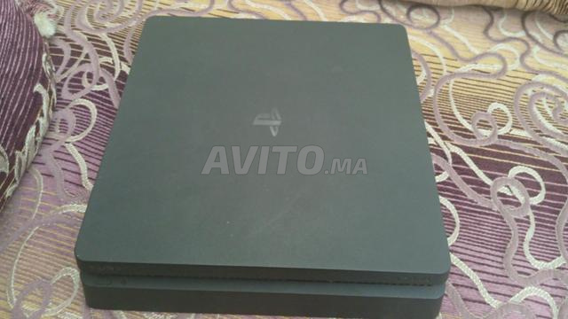 PS 4 Slim - 2